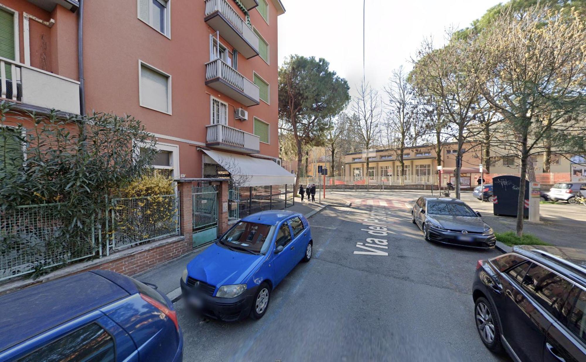 Spacious Three-Room Apartment In Saragozza Bologna Exterior photo